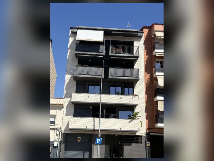 Edificio de viviendas en Avinguda Barcelona 187, Molins de Rei