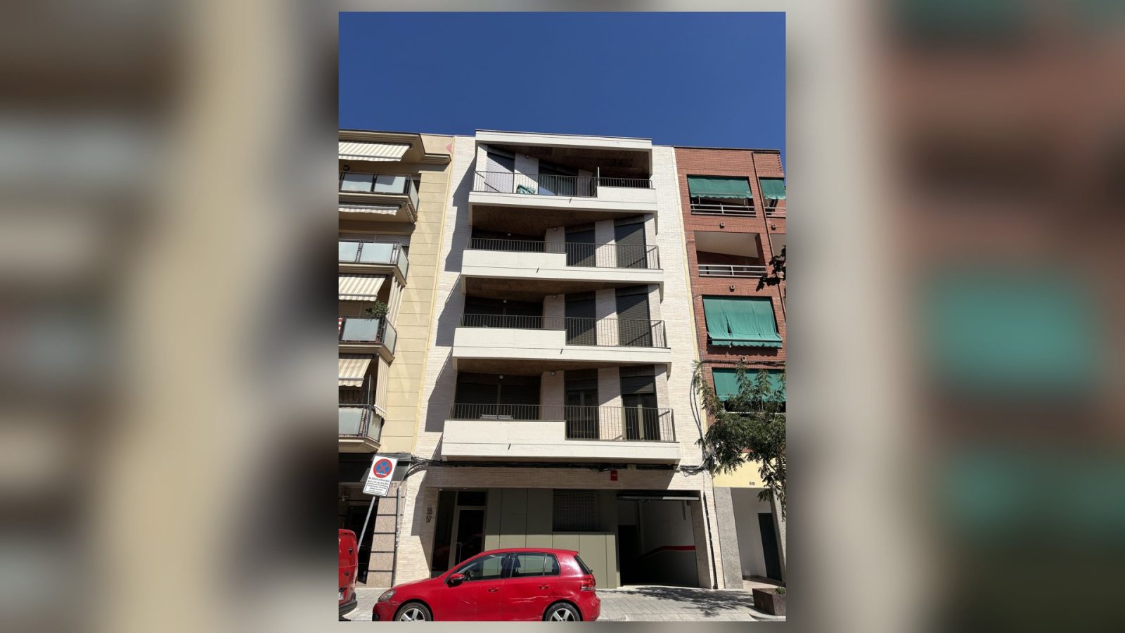 Edificio de viviendas en Avinguda Barcelona 55-57, Molins de Rei