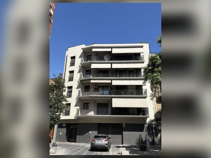 Edificio de viviendas en Plaça la Bàscula, Molins de Rei