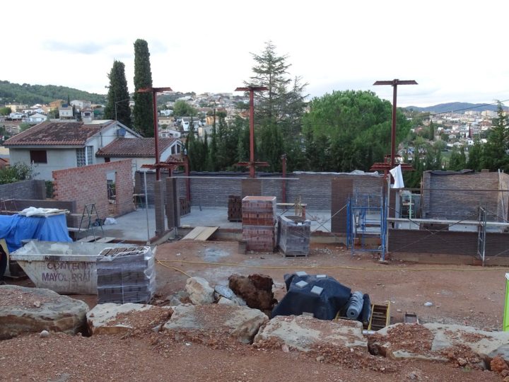 Cerramientos de ladrillo caravista en planta baja